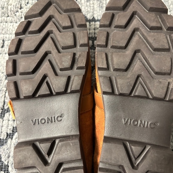 Vionic Womens Kailen Faux Fur Brown Mules Size 6-1/2. Missing one insole. - Picture 4 of 7